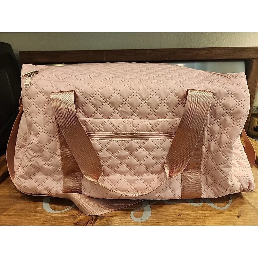 Sport Gym Bag Large Quilted Travel Duffel‎ Bag with Shoe Compartment Pink
